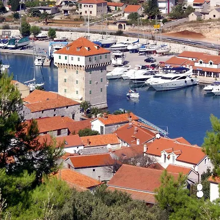 With A Parking Space Marina, Trogir - 13613 Appartement *